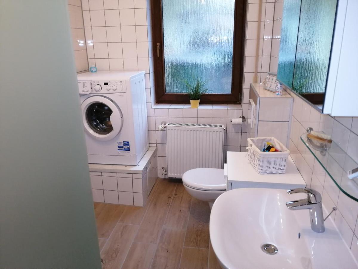 Ebenerdige Ferienwohnung Mit Grosser Terrasse In Der Naehe Des Waldes, Zum Wohlfuehlen Schoneck Екстер'єр фото